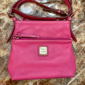 EUC Dooney and Bourke Pink Crossbody bag